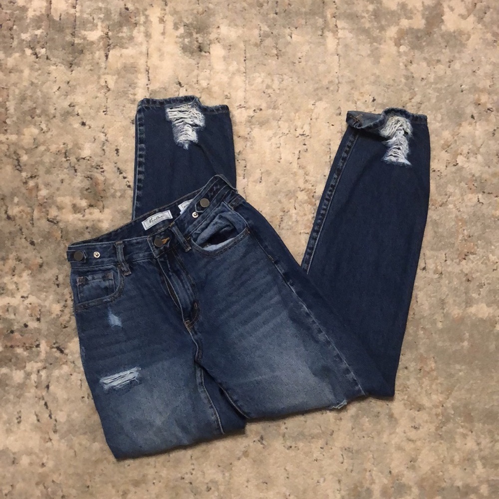 Kancan Signature • Women’s 90’s Straight Leg • Size 23